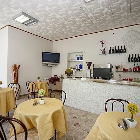 Hotel T 3*